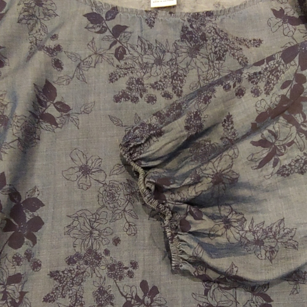 LizClaiborn. Floral Print Sash Top - Picture 5 of 5